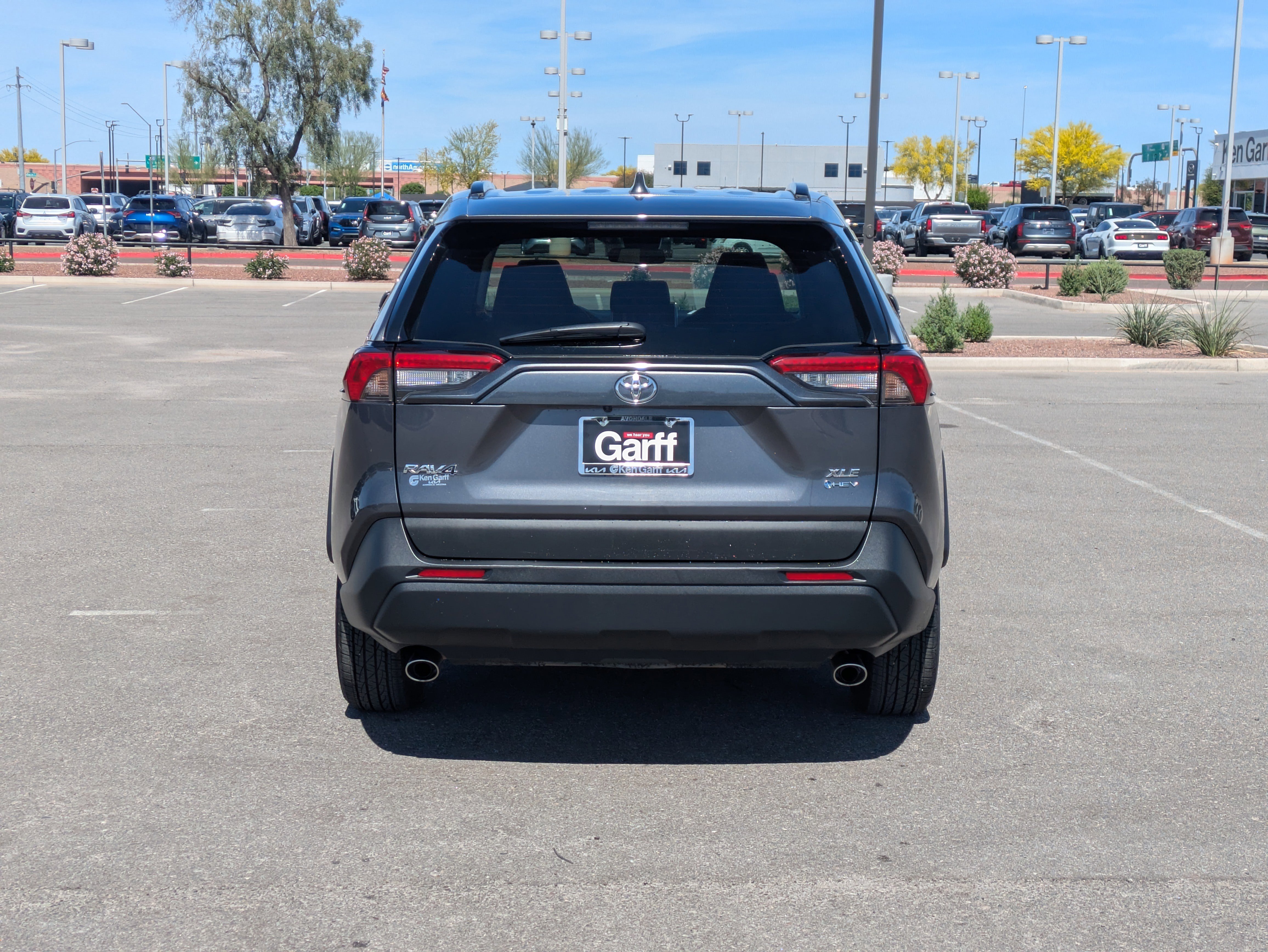 Used 2025 Toyota RAV4 XLE AWD/4WD image 4