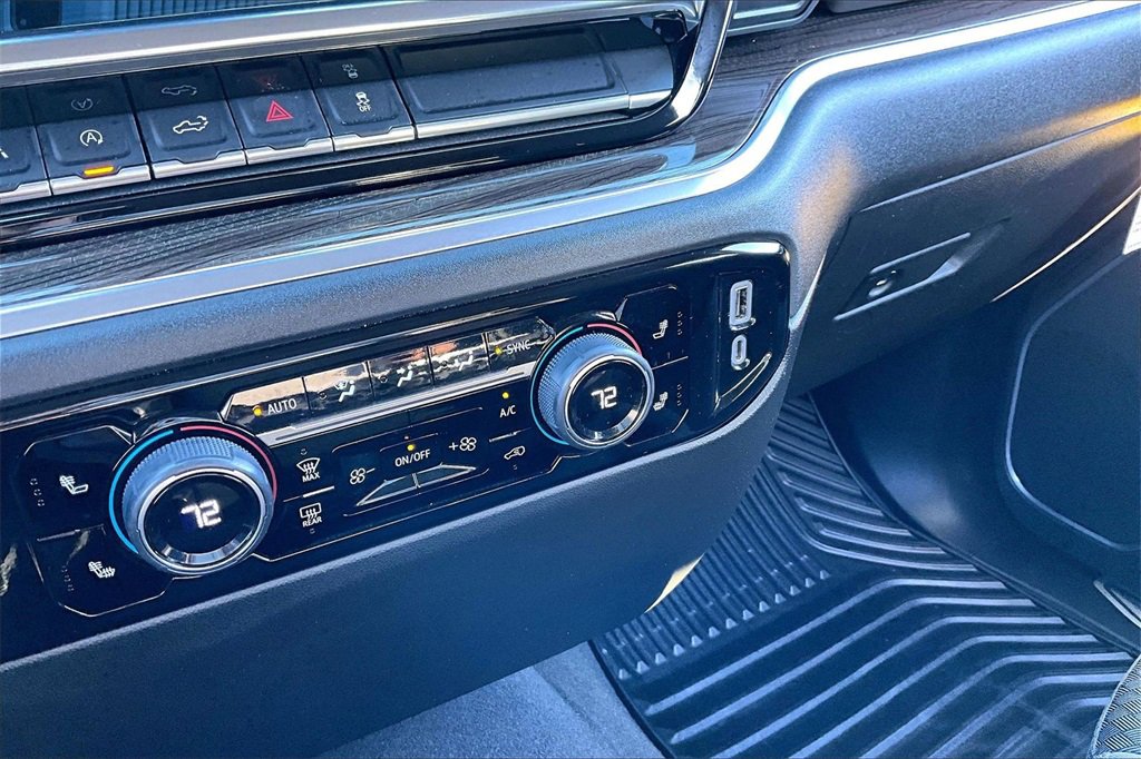 Used 2022 Chevrolet Silverado 1500 LT image 33