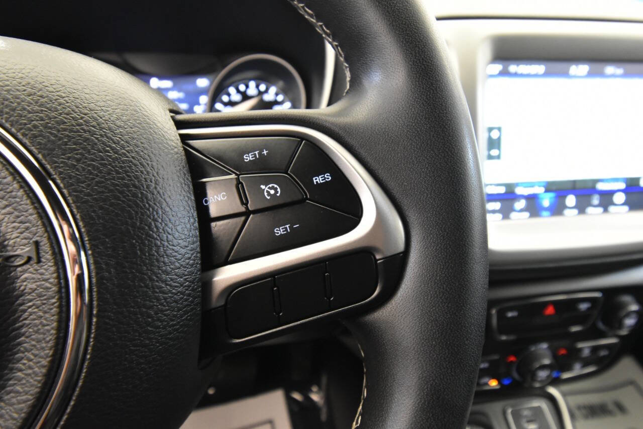 Used 2021 Jeep Compass Latitude AWD/4WD image 28