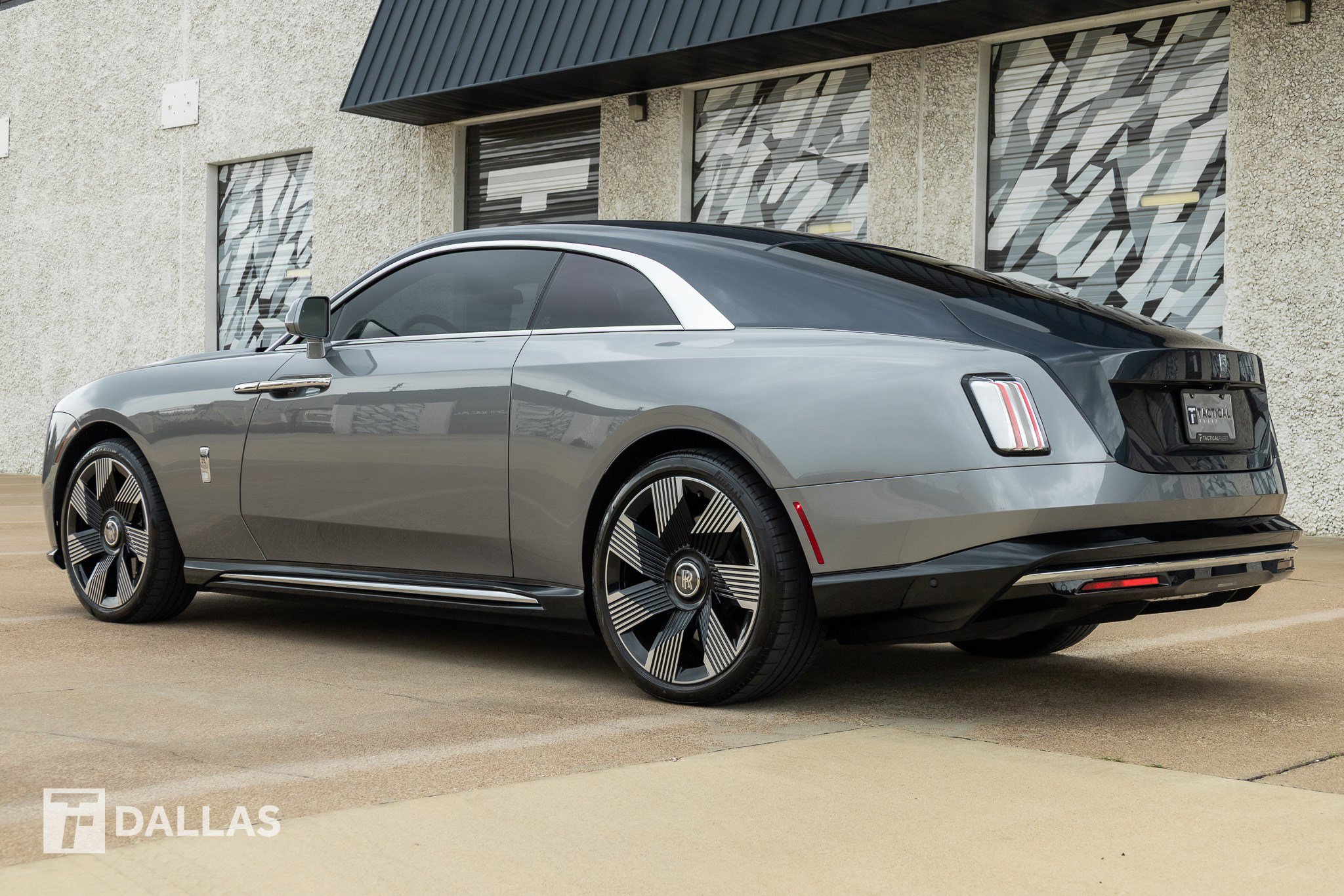 Used 2024 Rolls-Royce Spectre w/ Spectre Launch Package AWD/4WD image 10