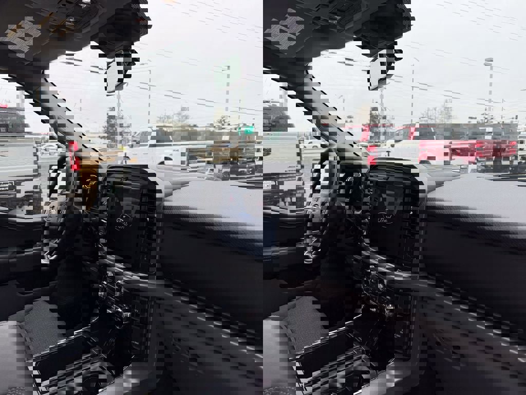 New 2026 Ford F150 XLT w/ Equipment Group 302A MID image 18