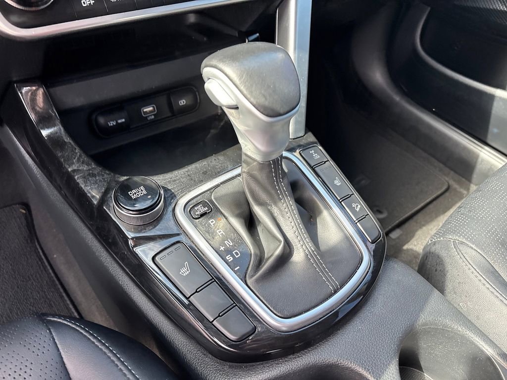 Used 2023 Kia Seltos EX image 19