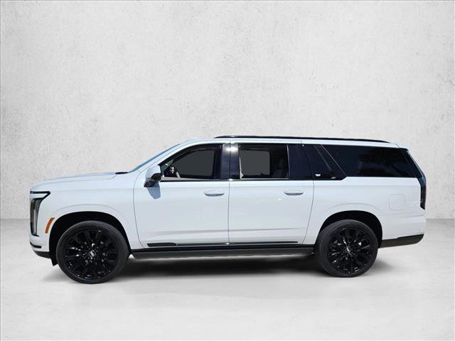 Used 2026 Cadillac Escalade ESV Platinum Sport w/ LPO, ONYX Package AWD/4WD image 9