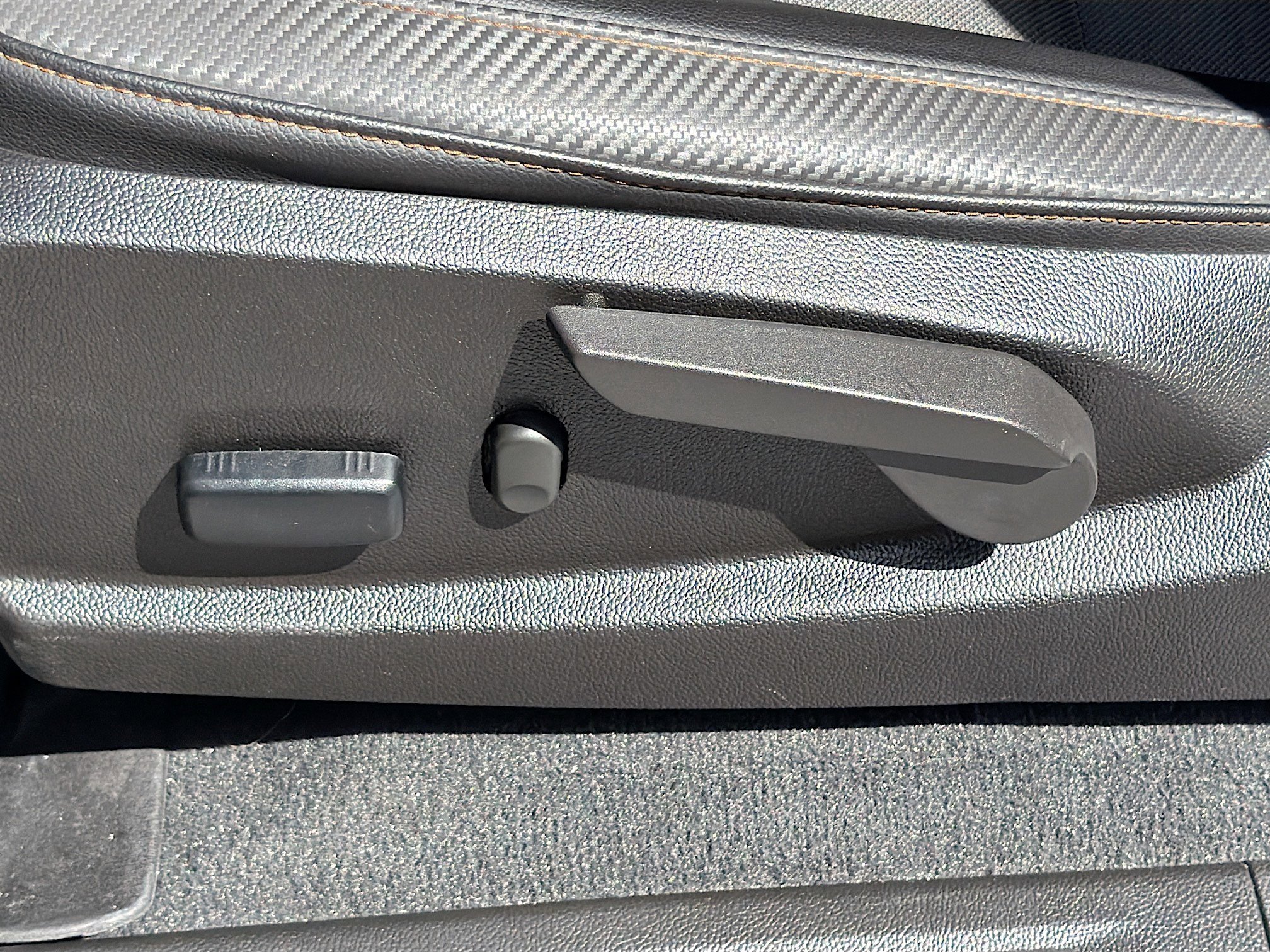 Used 2022 GMC Canyon AT4 w/ Trailering Package image 24