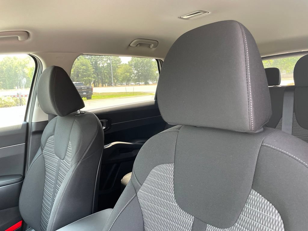 New 2026 Kia Sorento LX FWD image 23