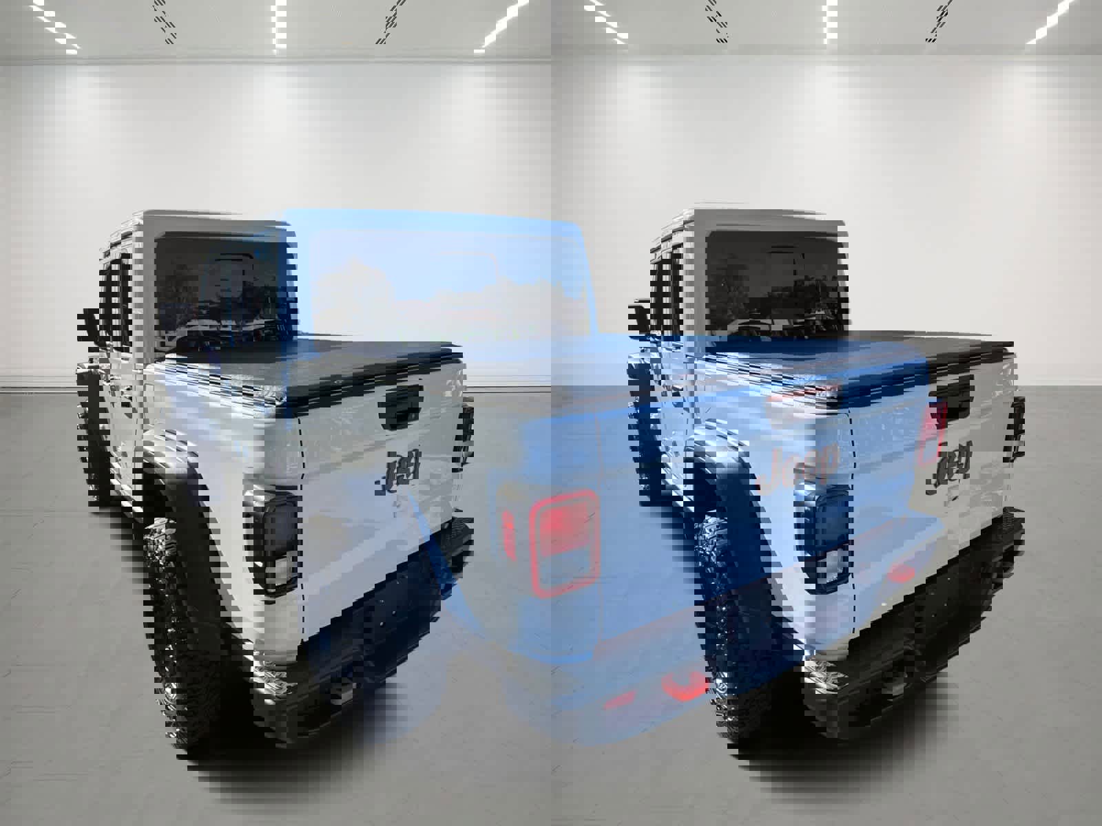 Used 2023 Jeep Gladiator Mojave w/ Cold Weather Group image 4