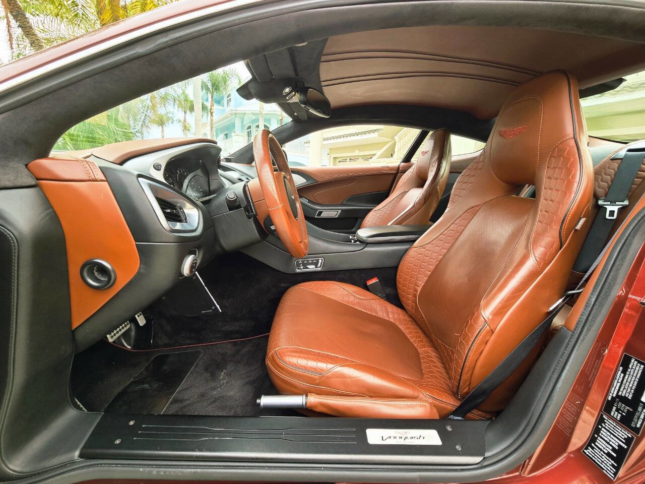 Used 2014 Aston Martin Vanquish Base 2dr Coupe image 20