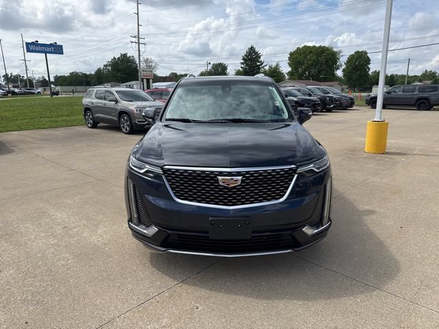 Used 2022 Cadillac XT6 Premium Luxury w/ Technology Package AWD/4WD image 2