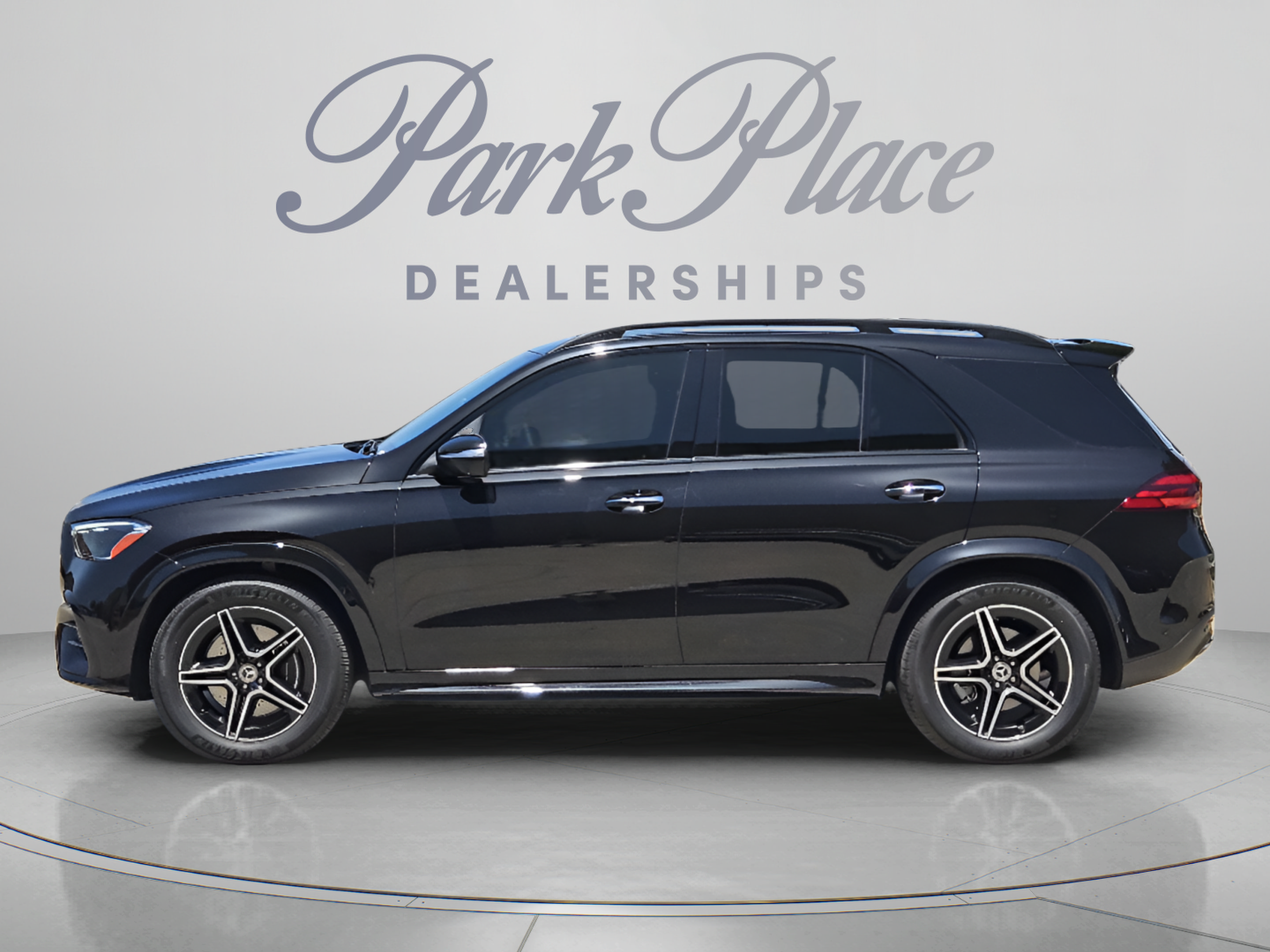 Certified 2026 Mercedes-Benz GLE 350 4MATIC image 3