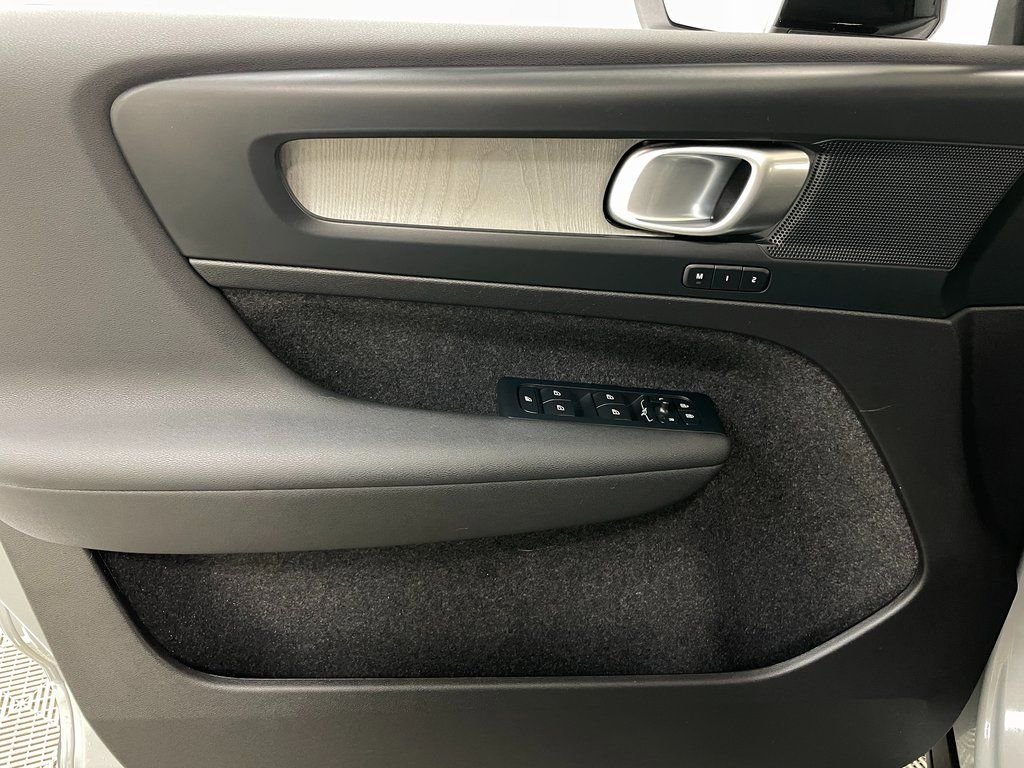 Used 2026 Volvo XC40 B5 Plus w/ Protection Package Premier image 27