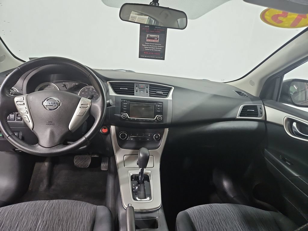 Used 2015 Nissan Sentra SV FWD image 13