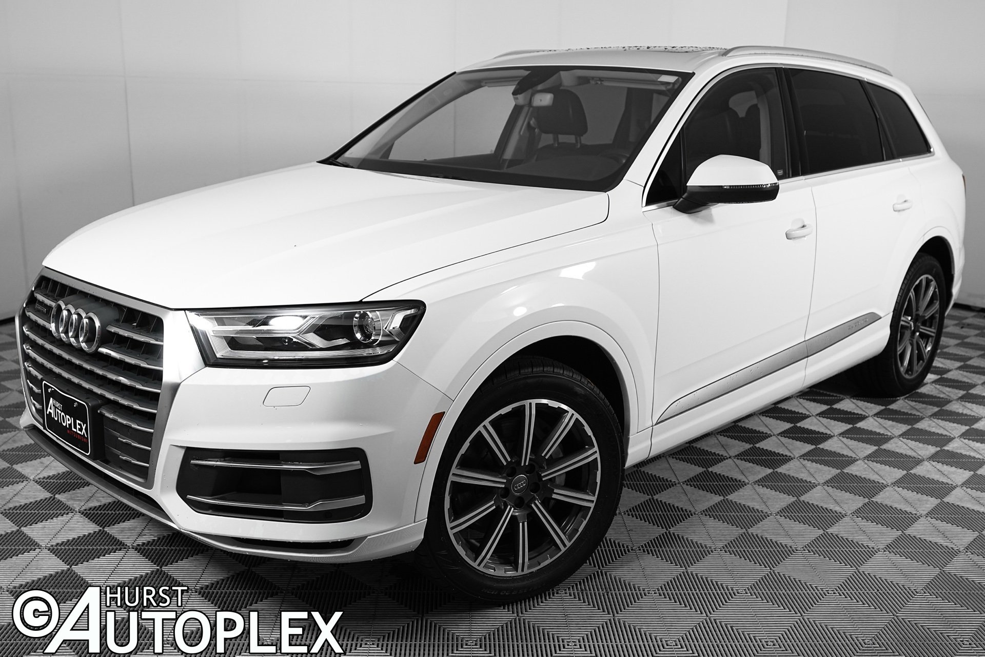 Used 2017 Audi Q7 3.0T Premium Plus w/ Premium Plus Package