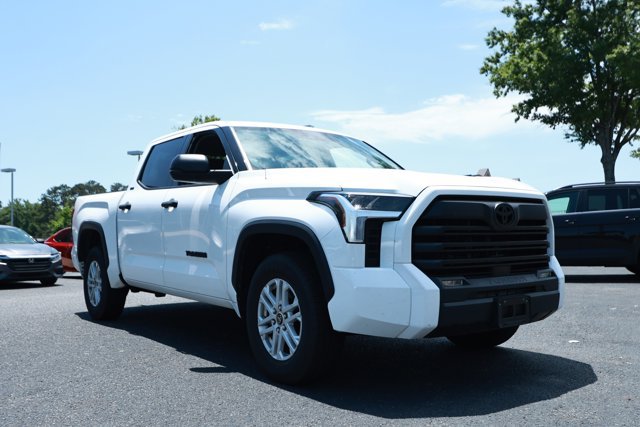 Used 2022 Toyota Tundra SR5 RWD image 3