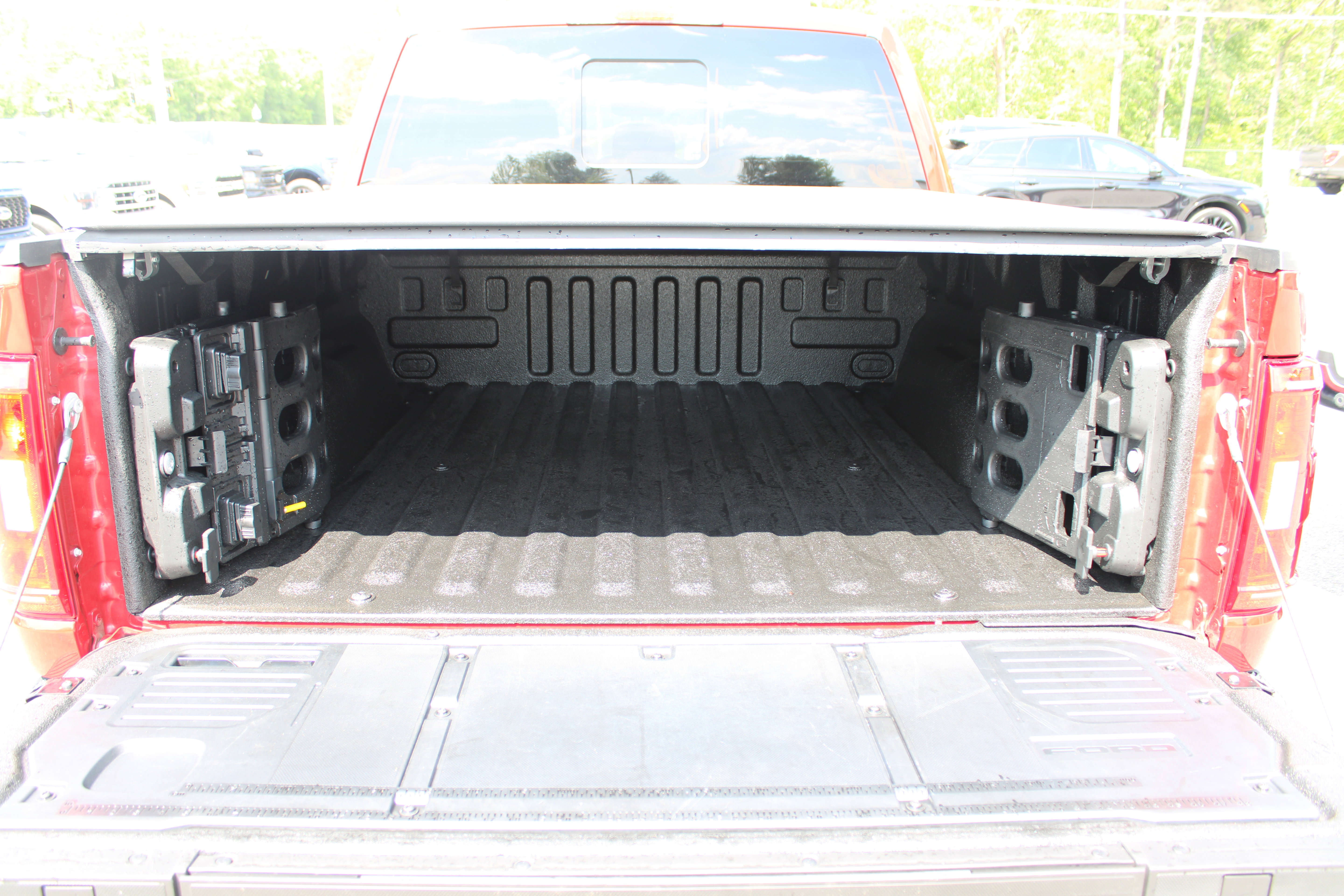 Used 2022 Ford F150 XLT w/ Equipment Group 302A High AWD/4WD image 13