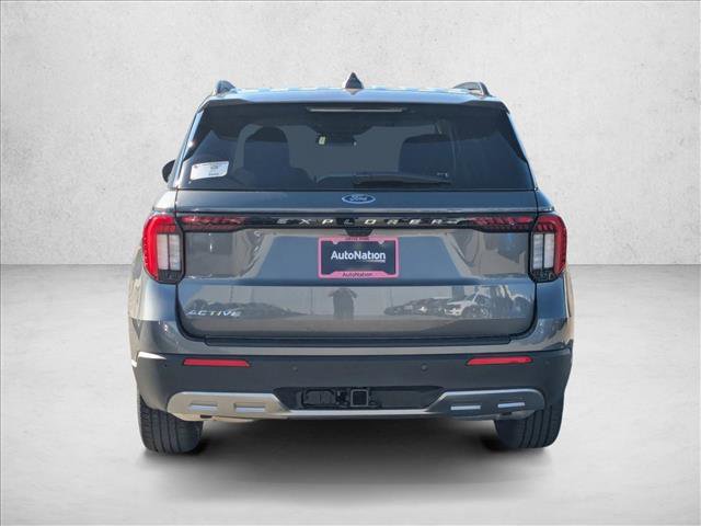 New 2026 Ford Explorer Active w/ Active Comfort Package image 8