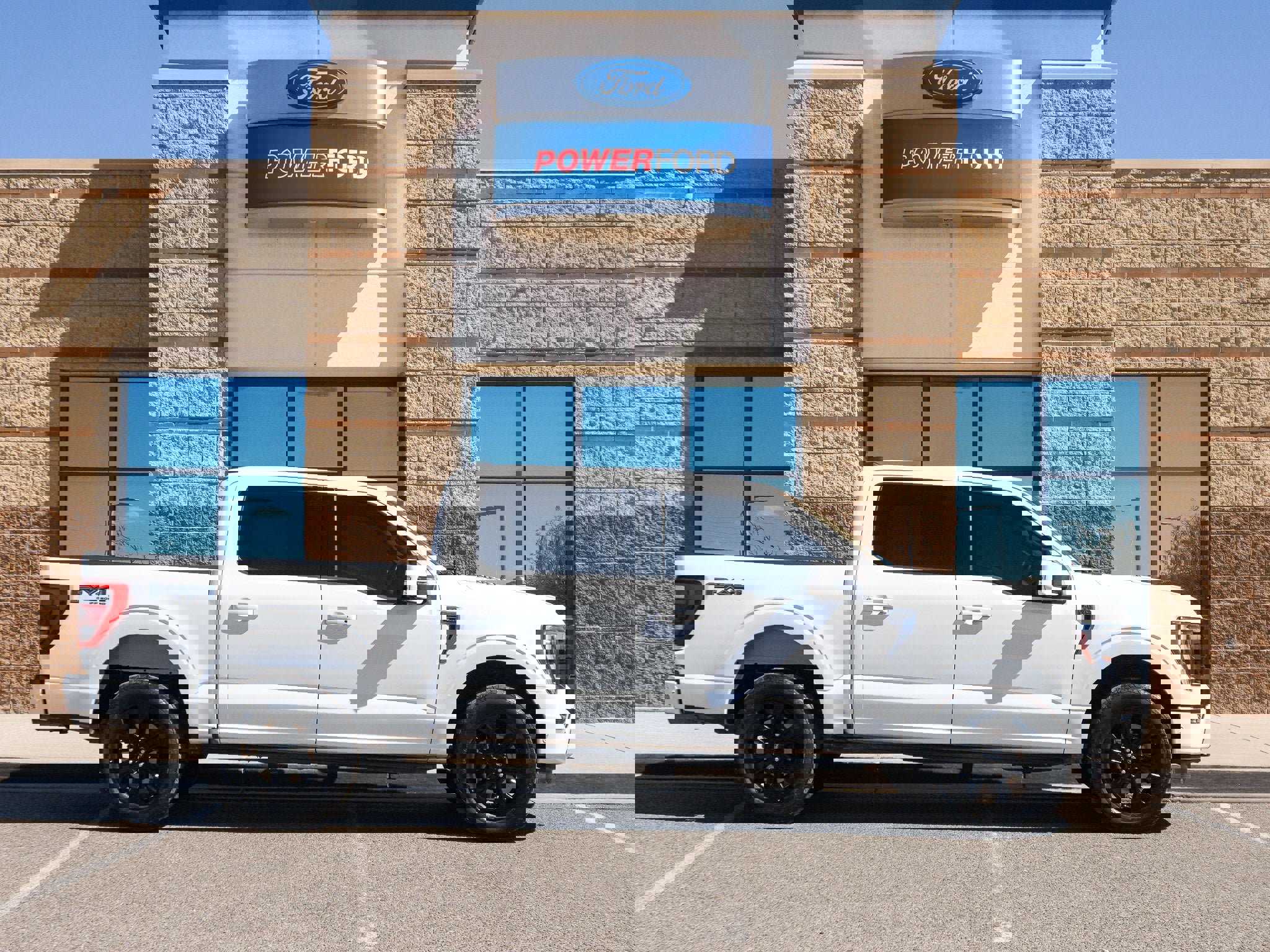 Used 2023 Ford F150 Platinum w/ Equipment Group 701A High image 5