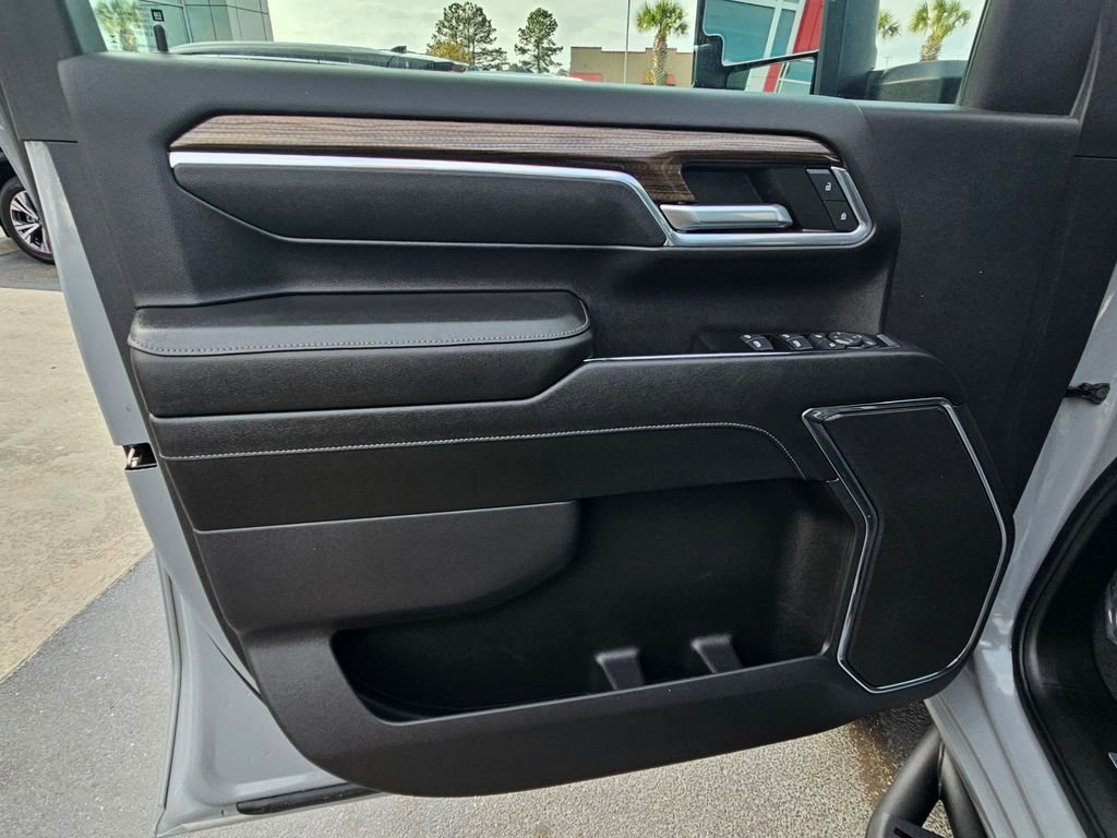 Used 2024 Chevrolet Silverado 2500 LT w/ All Star Edition image 12