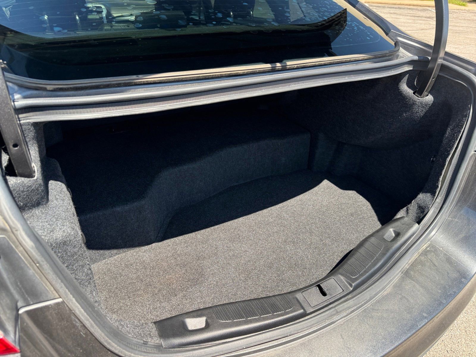 Used 2016 Ford Fusion SE FWD image 17