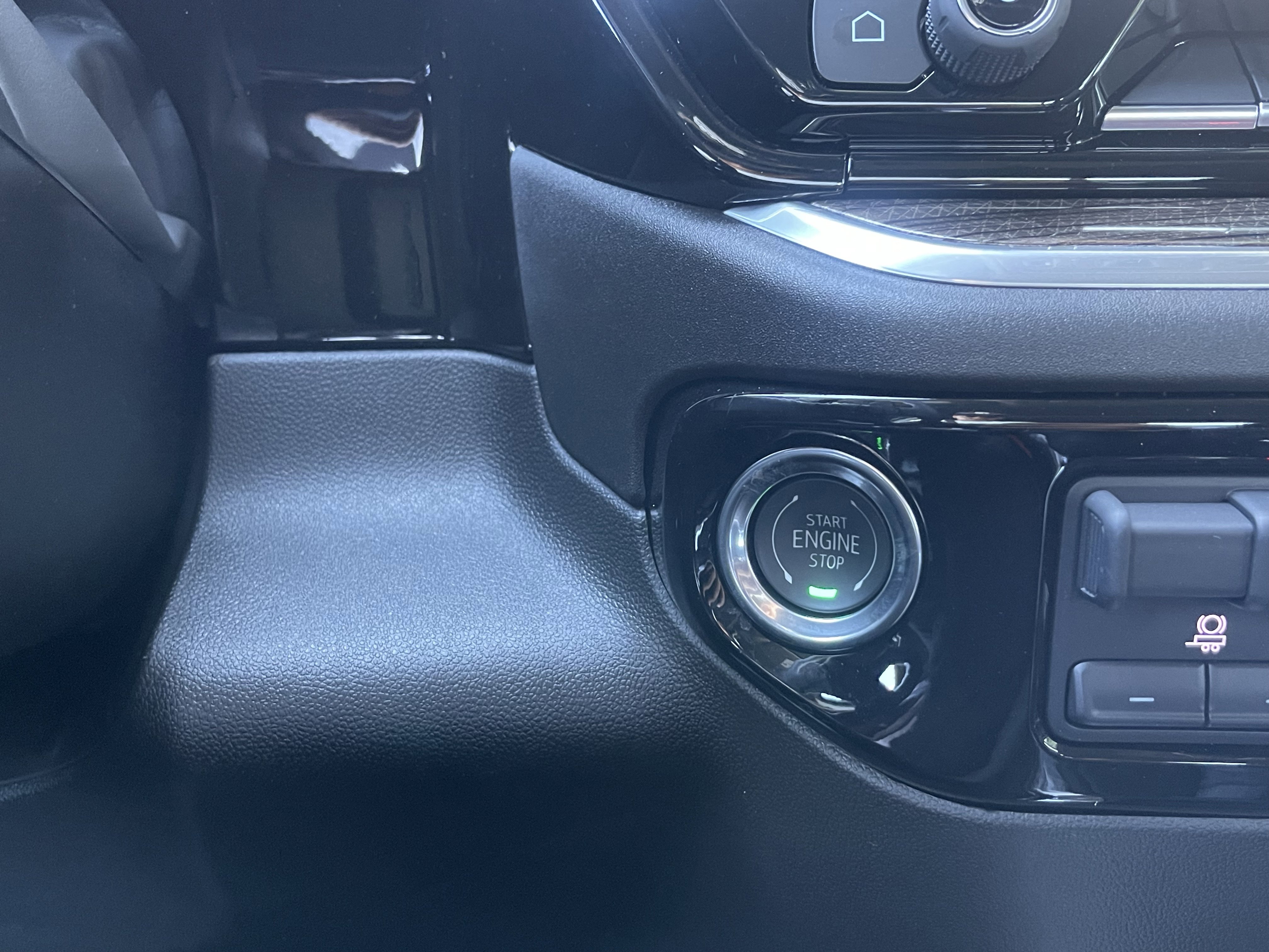 New 2026 Chevrolet Silverado 1500 RST w/ Redline Edition image 26