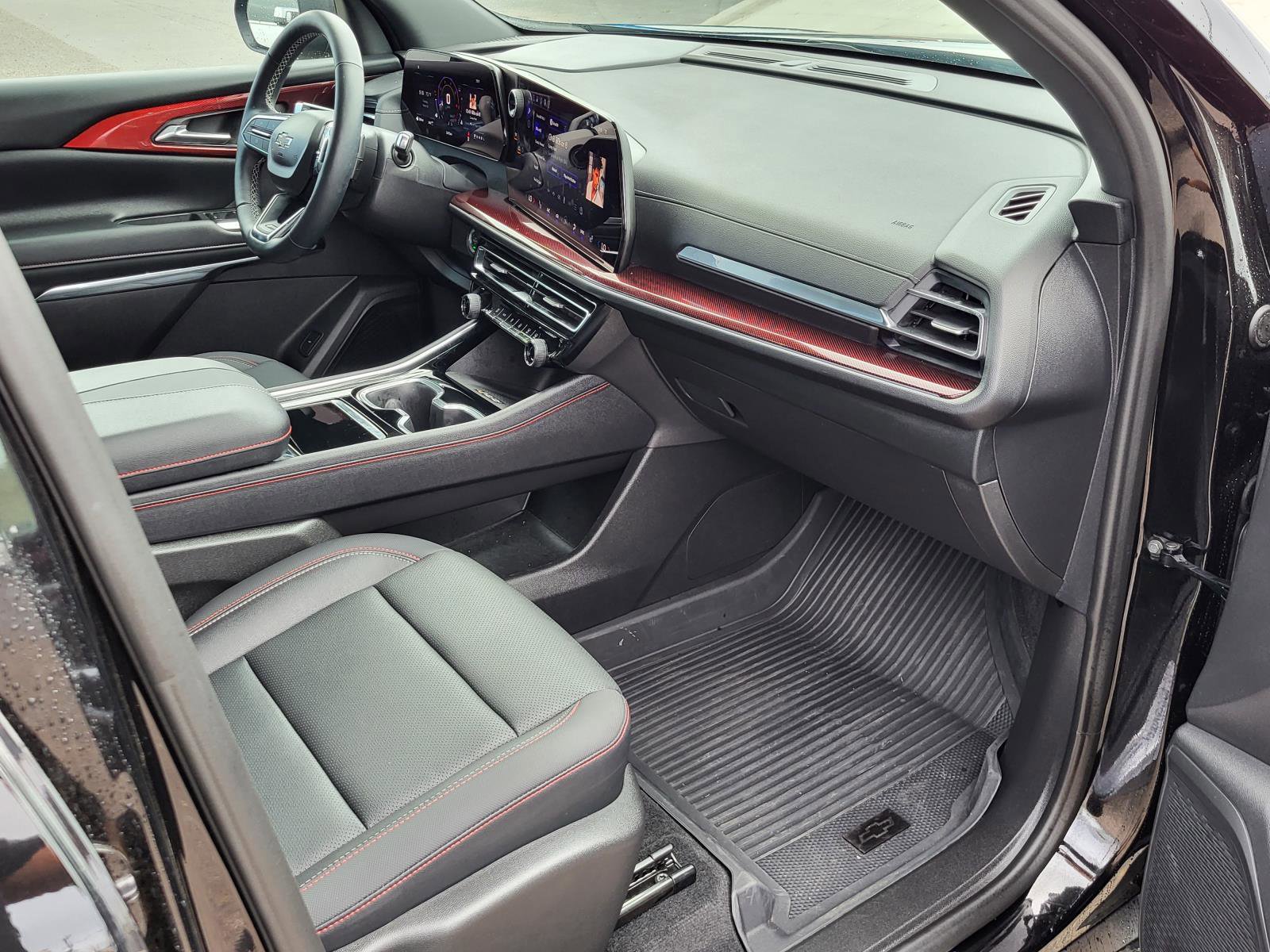 Used 2026 Chevrolet Traverse Z71 w/ Driver Confidence Package image 9