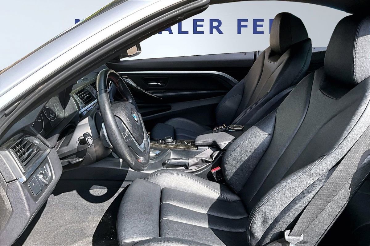 Used 2017 BMW 430i Convertible image 20