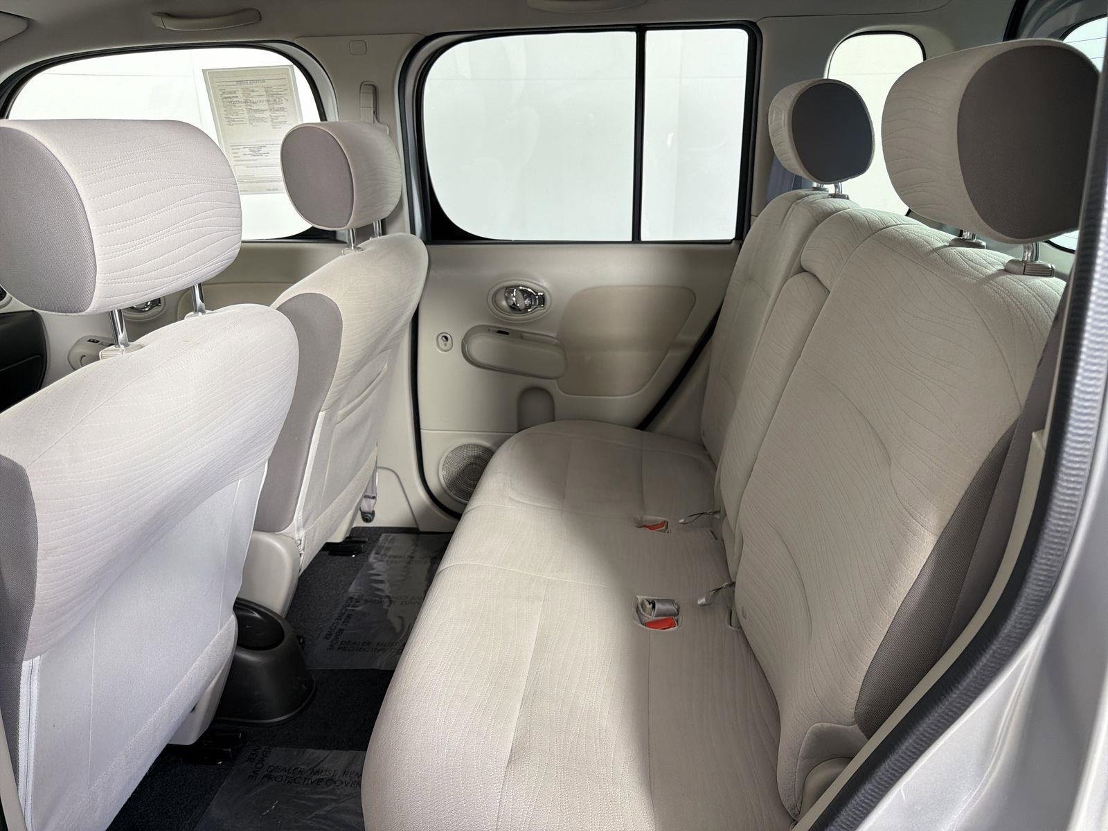 Used 2010 Nissan Cube 1.8 S w/ Interior Designer Pkg image 23