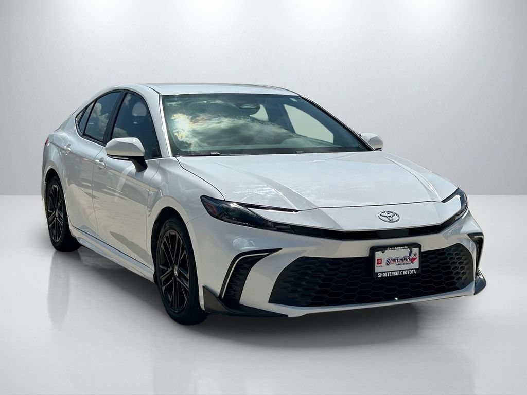 Used 2025 Toyota Camry SE w/ Convenience Package FWD video 3