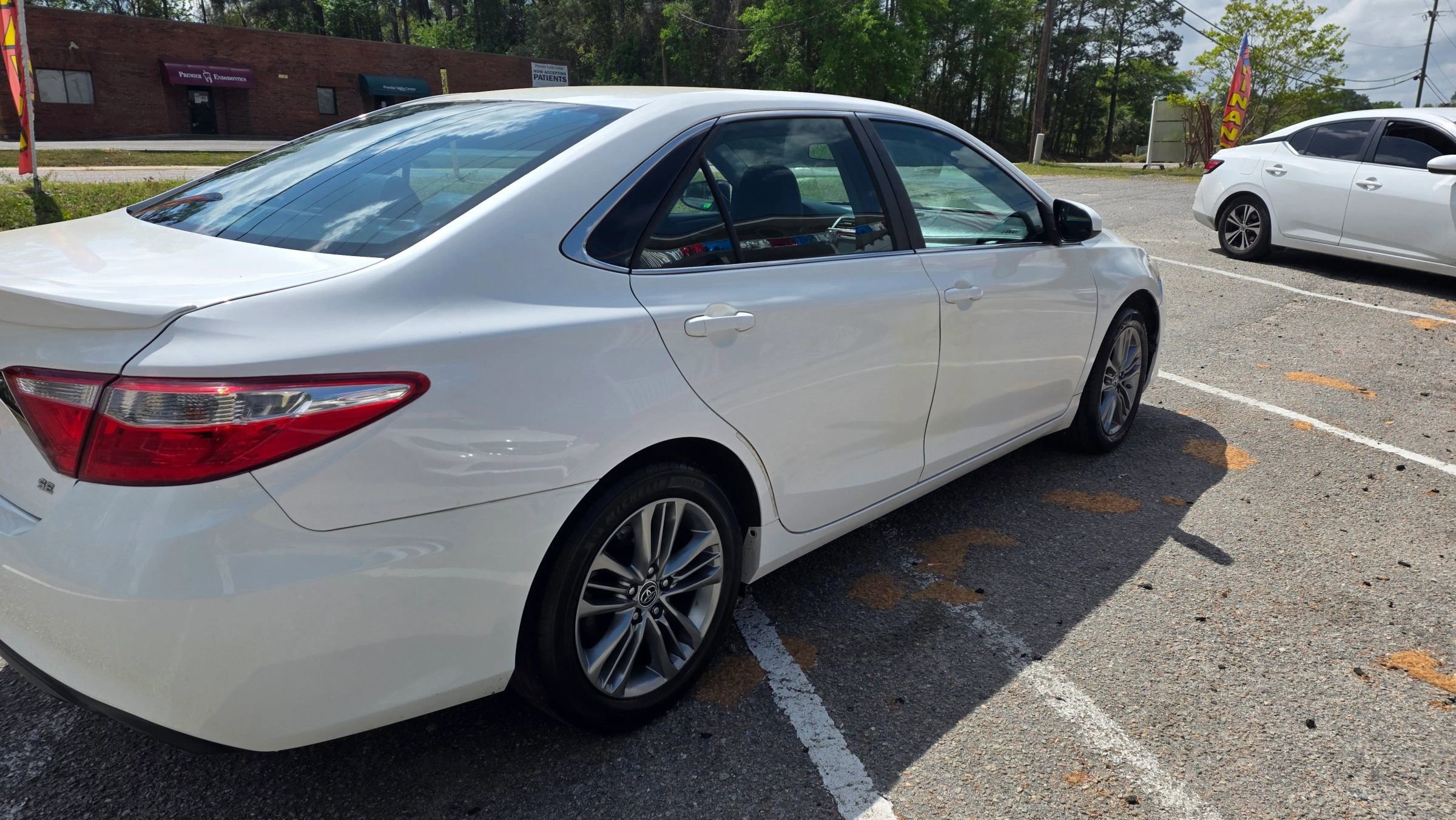 Used 2016 Toyota Camry SE FWD image 8