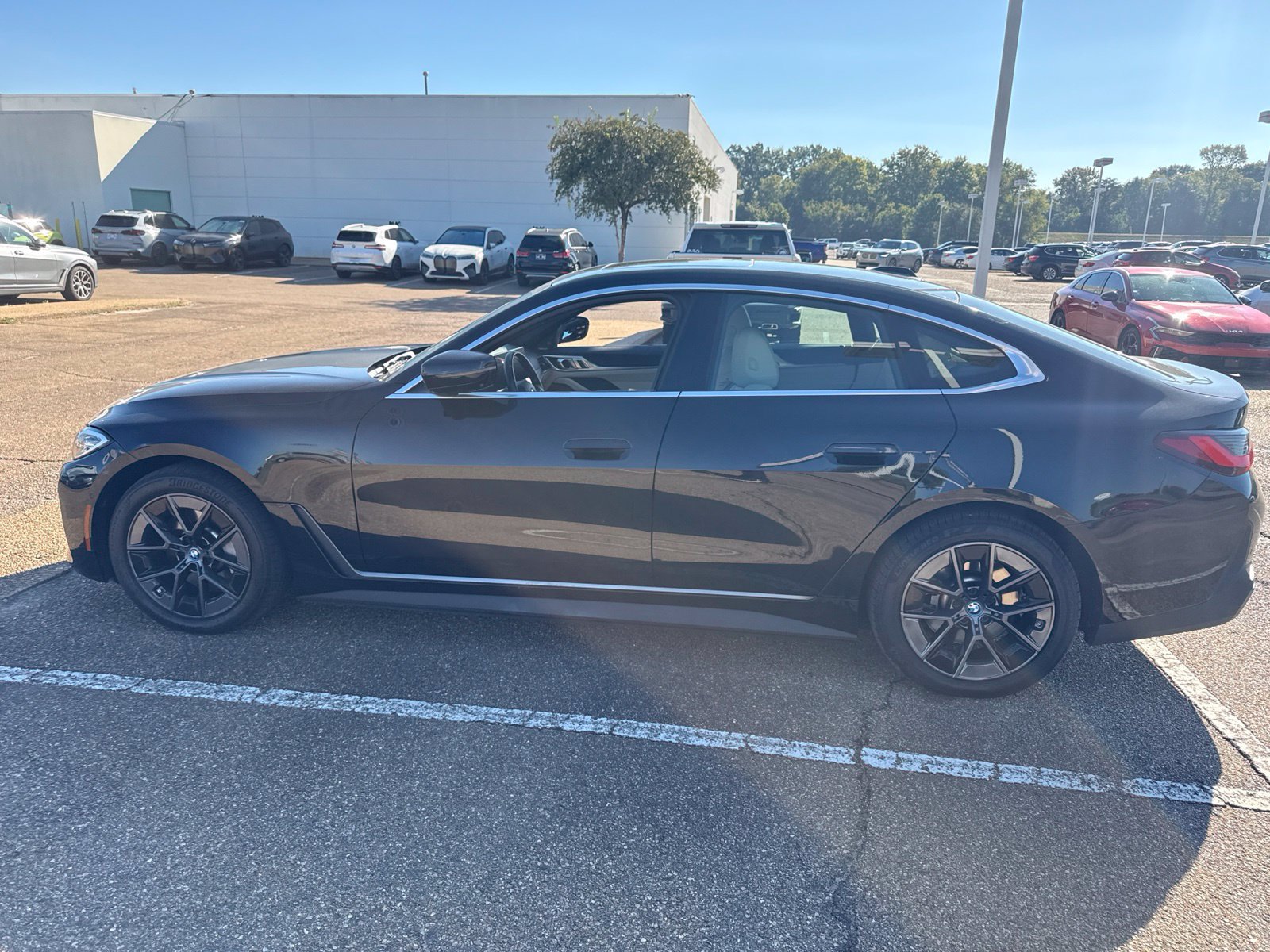 Certified 2024 BMW i4 eDrive40 w/ Premium Package RWD image 8