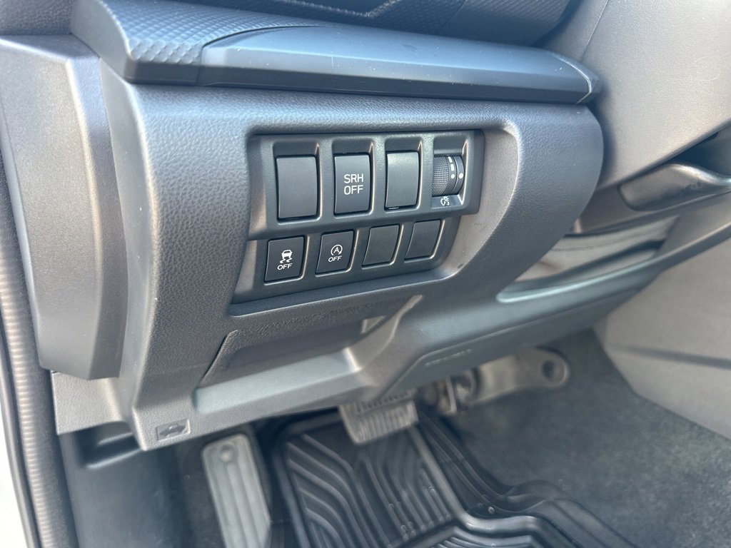Used 2023 Subaru Forester Base image 11
