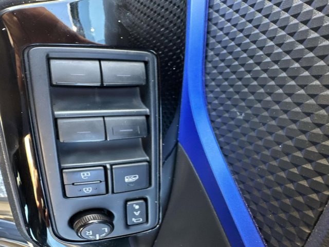 Certified 2022 Toyota C-HR XLE image 8