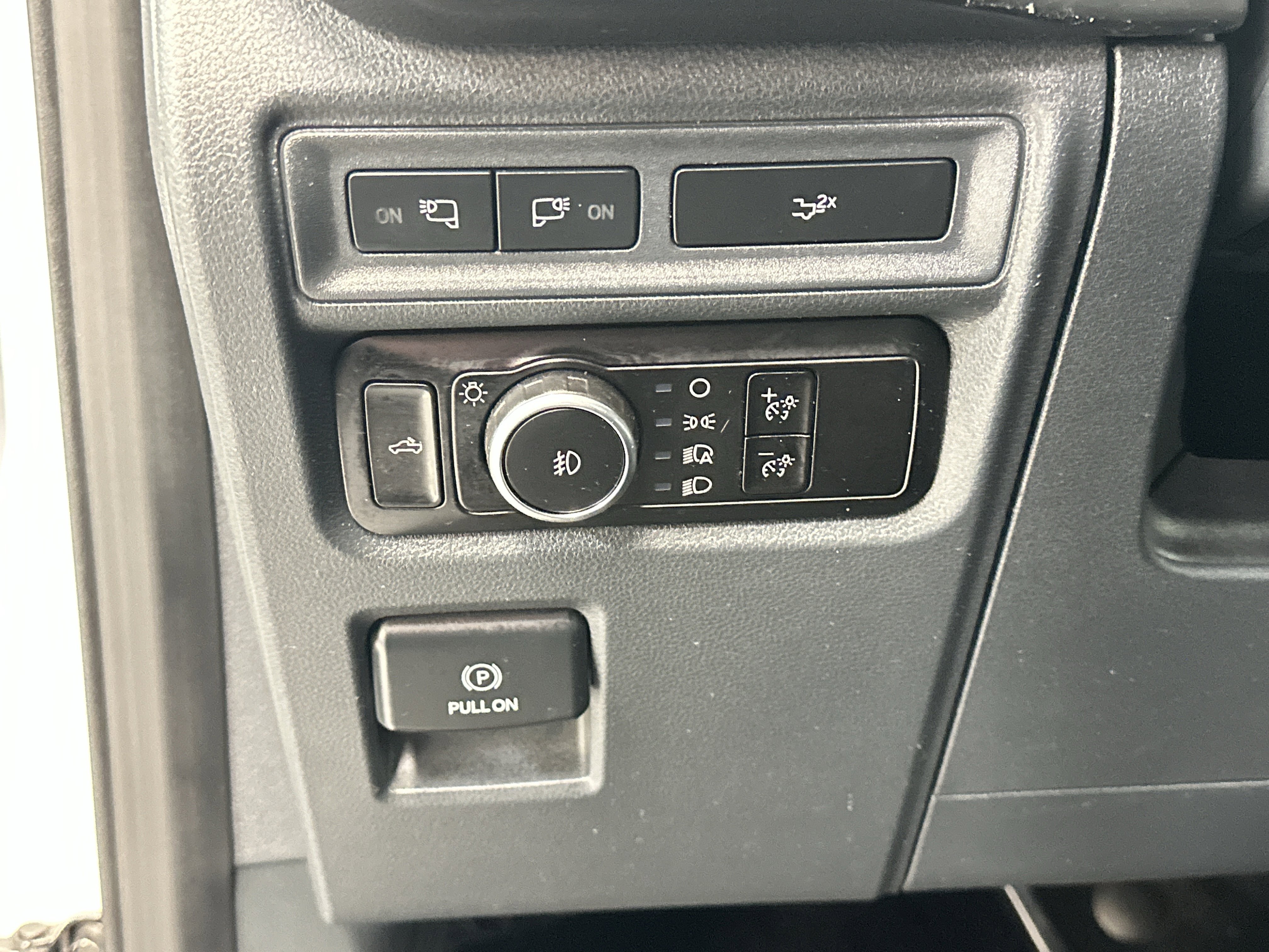 Used 2023 Ford F150 XLT w/ Equipment Group 302A High image 23