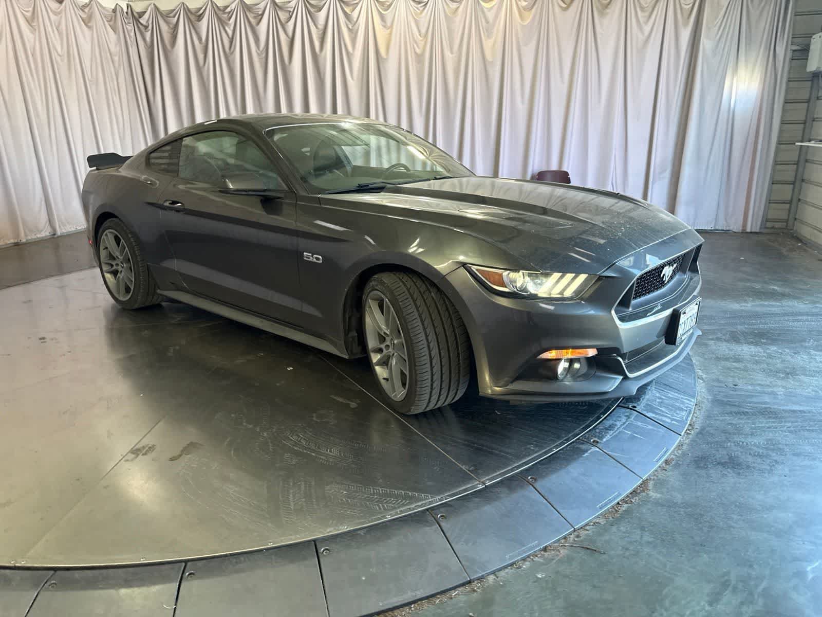 Used 2016 Ford Mustang GT Premium RWD image 2