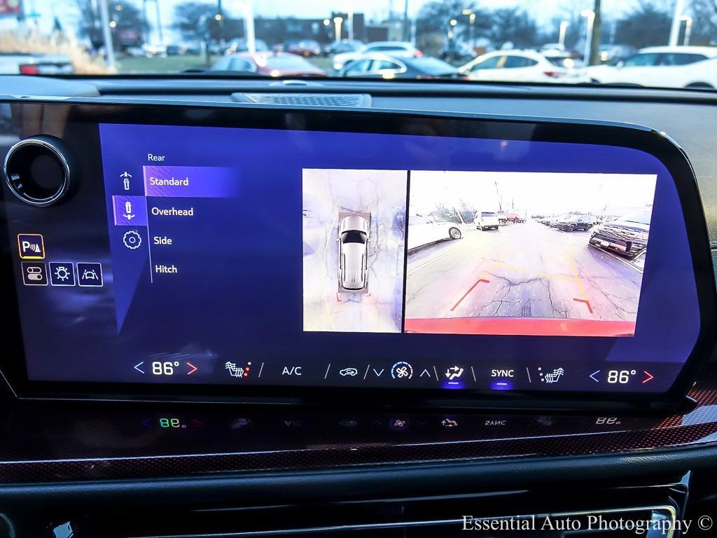 Used 2024 Chevrolet Traverse Z71 w/ Enhanced Driving Package image 25