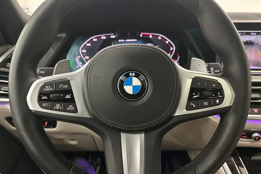 Used 2020 BMW X5 M50i w/ Executive Package AWD/4WD image 28