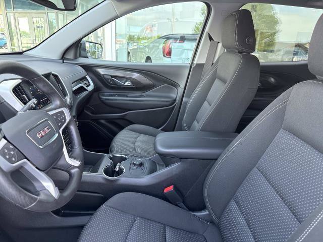 Used 2023 GMC Terrain SLE FWD image 9
