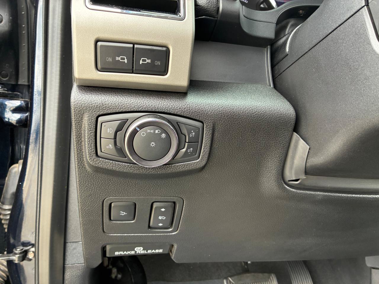 Used 2021 Ford F250 Lariat AWD/4WD image 28