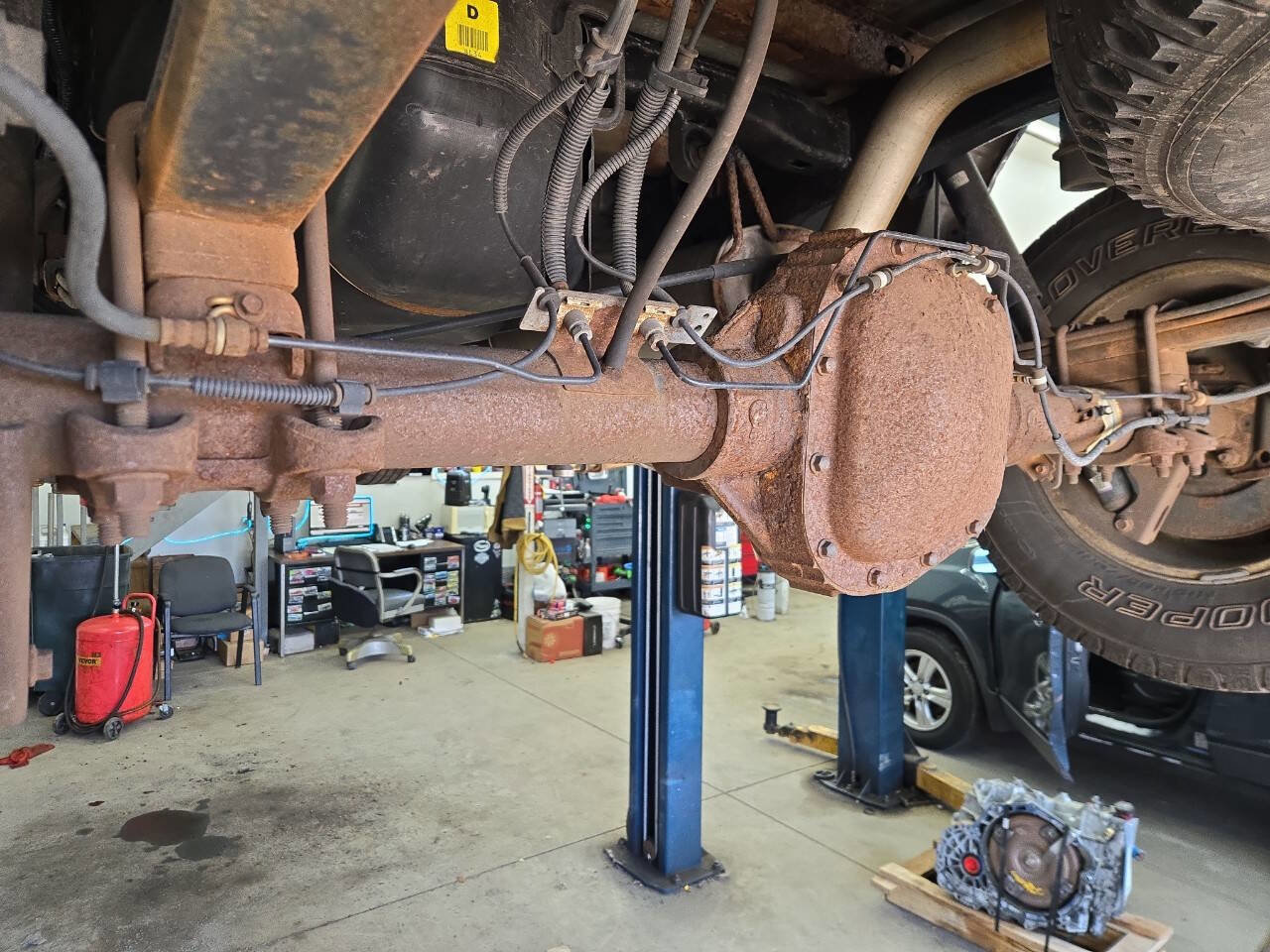 Used 2011 Ford F150 STX w/ Communications Pkg image 32