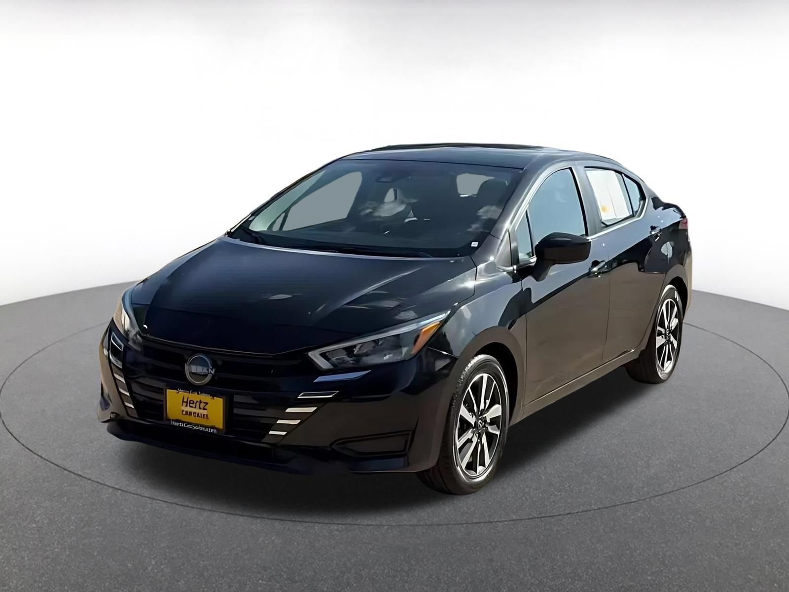 Used 2025 Nissan Versa SV FWD image 5