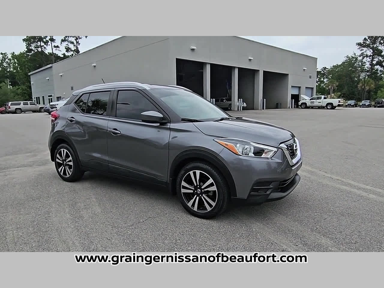 Used 2018 Nissan Kicks SV FWD image 35
