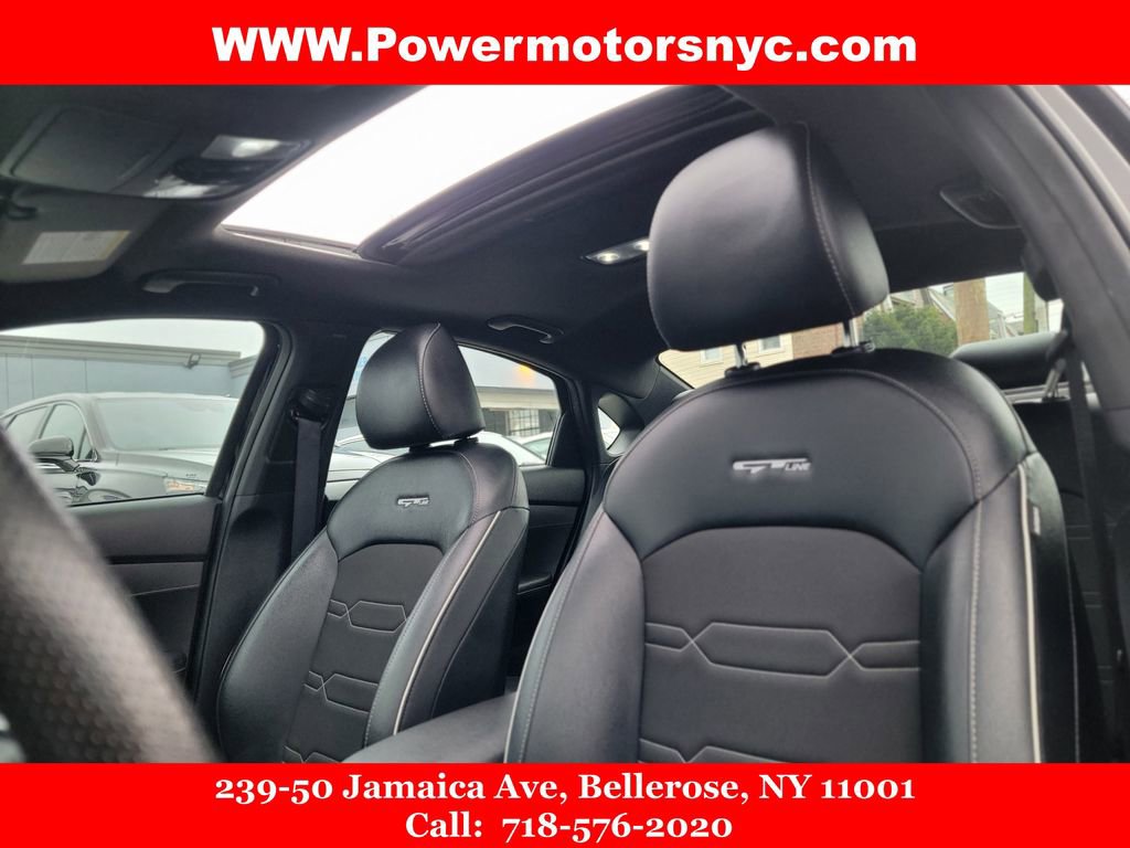 Used 2023 Kia Forte GT-Line w/ GT-Line Premium Package image 21