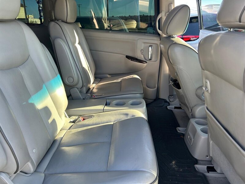 Used 2012 Nissan Quest LE image 9