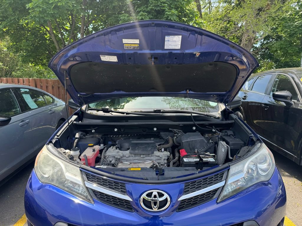Used 2014 Toyota RAV4 LE AWD/4WD image 26