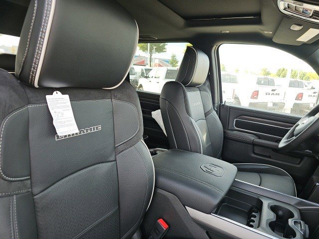 New 2025 RAM 2500 Laramie image 12