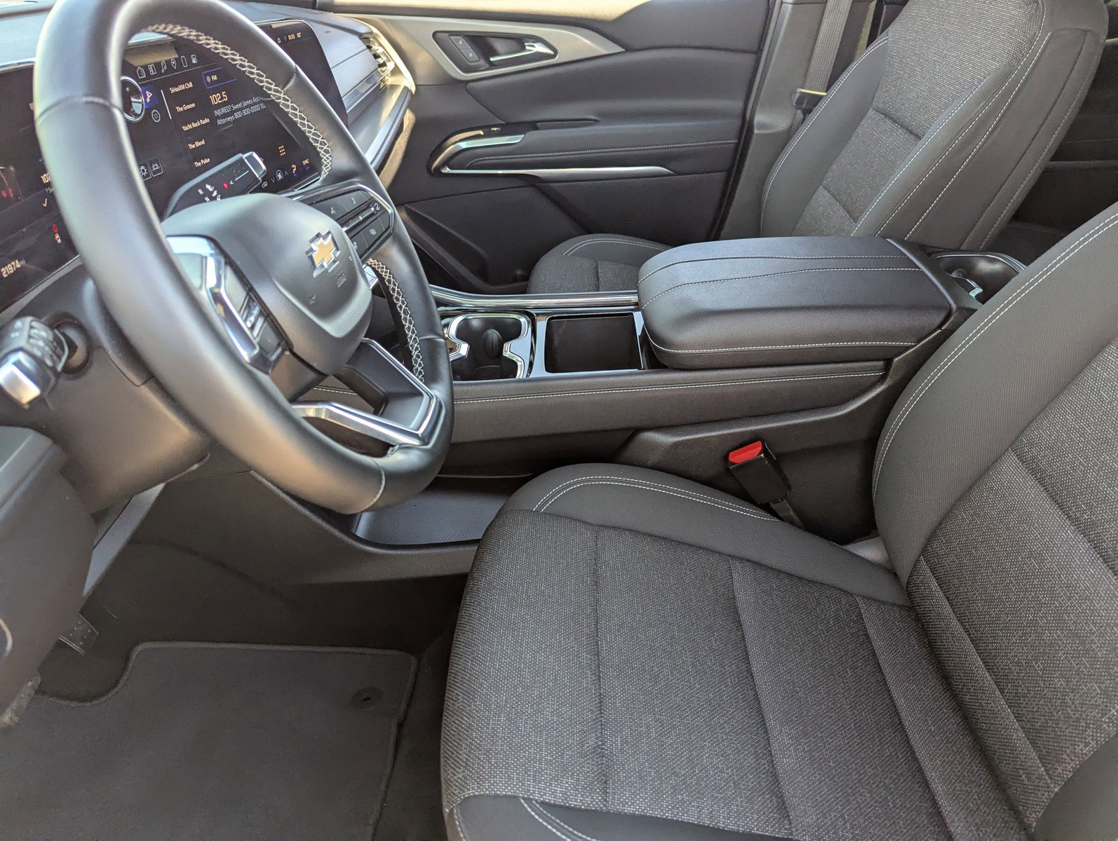 Certified 2025 Chevrolet Traverse LT image 27