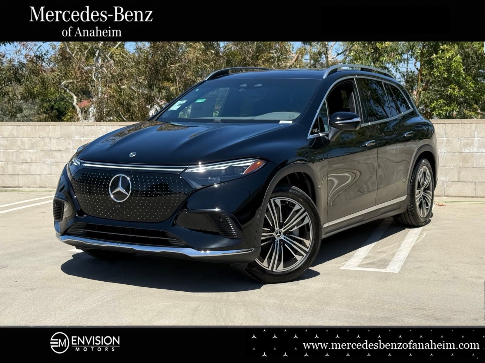 New 2026 Mercedes-Benz EQS 400 4MATIC SUV