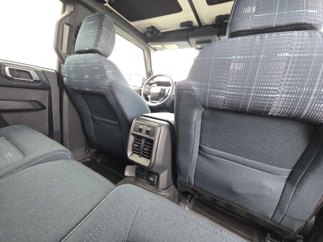 Used 2025 Ford Bronco Heritage Edition AWD/4WD image 19