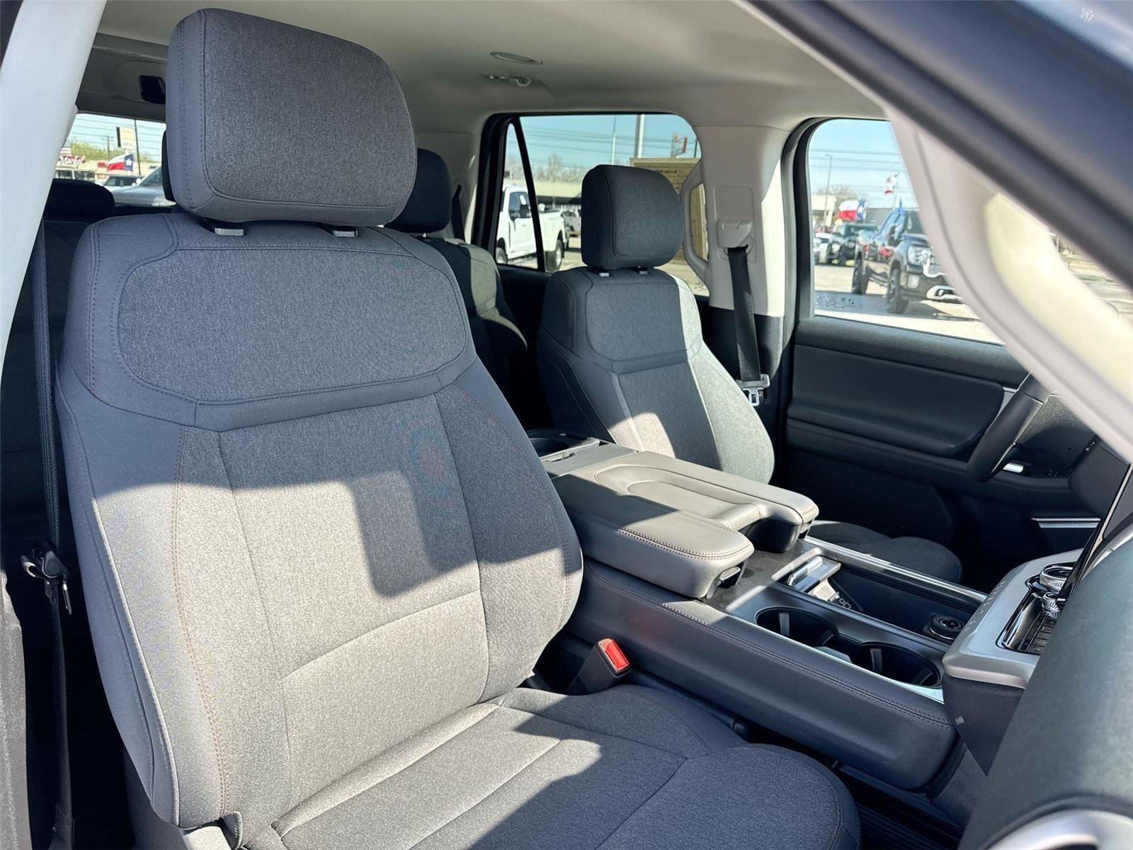 Certified 2025 Ford Expedition Active RWD image 27