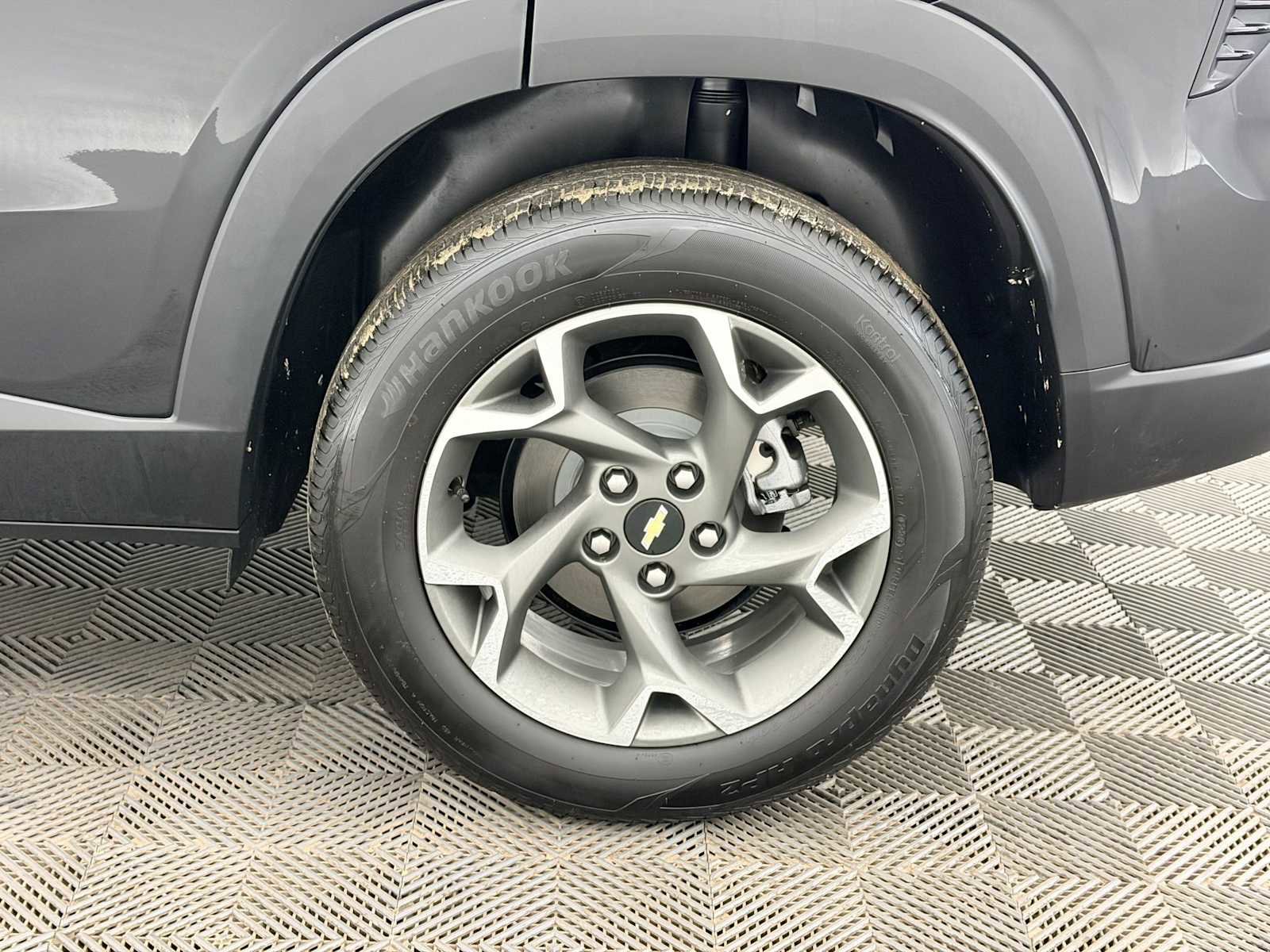 Used 2024 Chevrolet Trax LT image 14