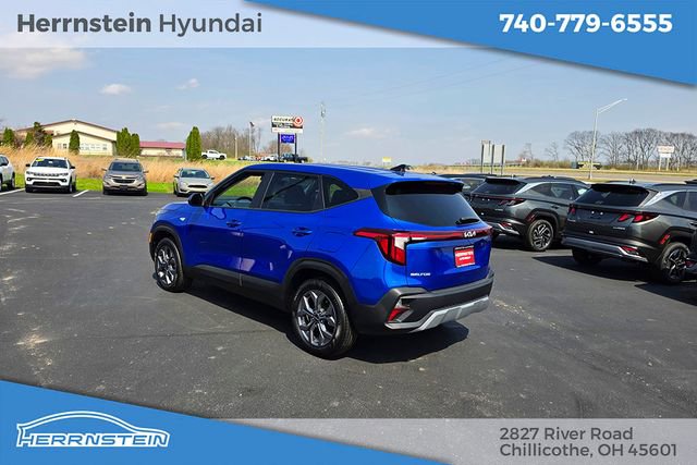 Used 2024 Kia Seltos LX AWD/4WD image 5